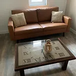 La Petite Maison Pres De La