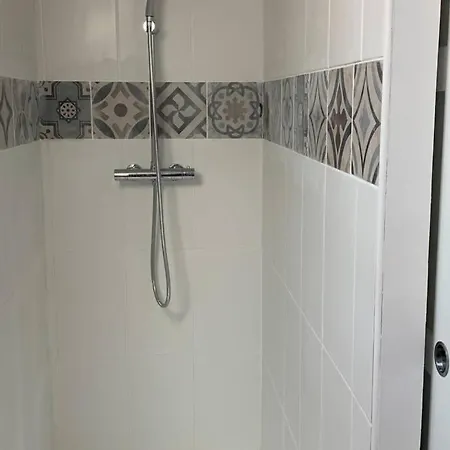 Сasa de vacaciones La Petite Maison Pres De La *